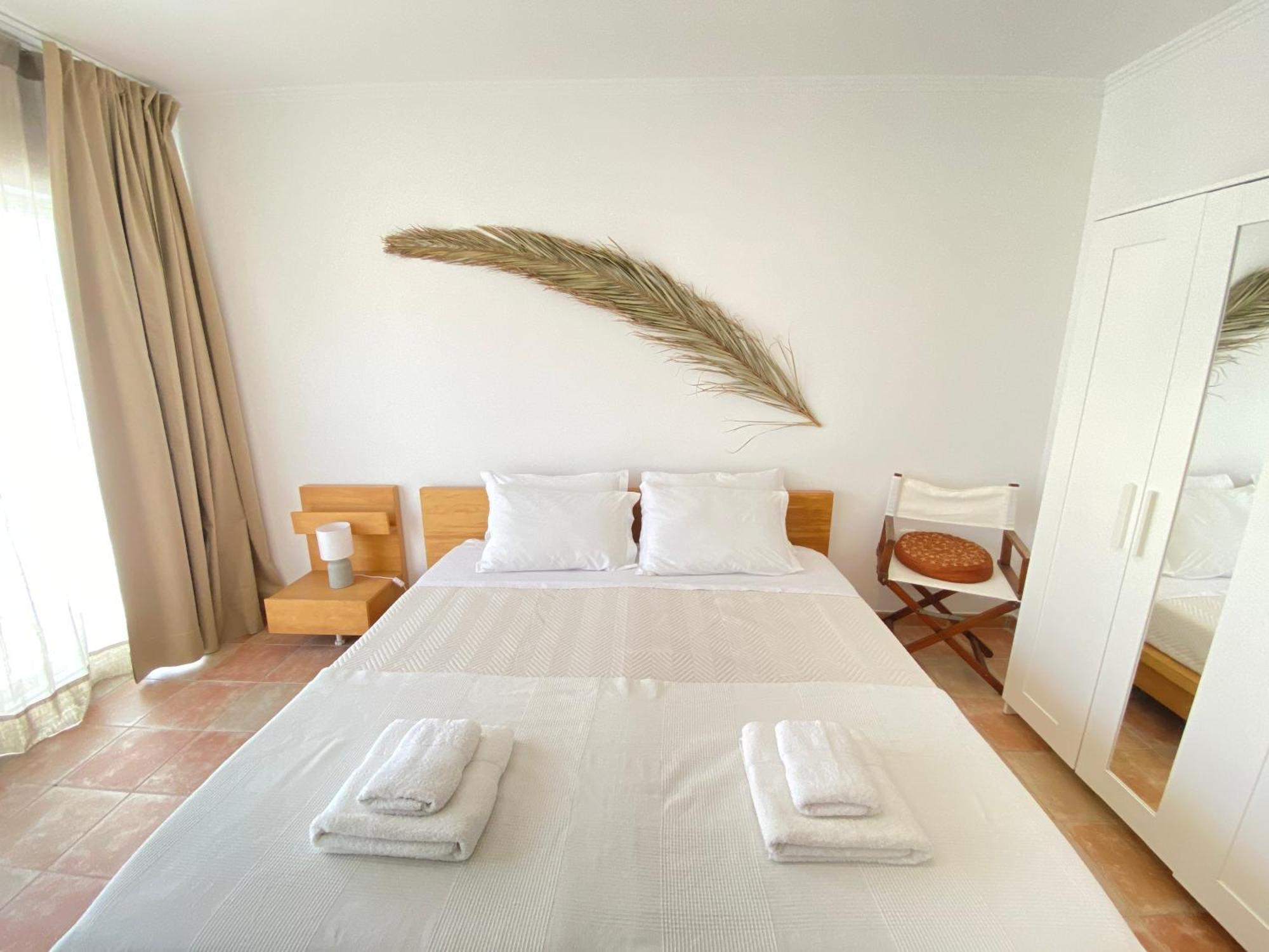 Aloha Burgau Guesthouse Esterno foto
