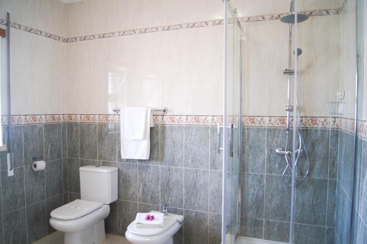 Aloha Burgau Guesthouse Esterno foto